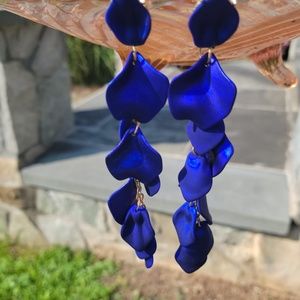 Deep Blue Dangle Petal Earrings